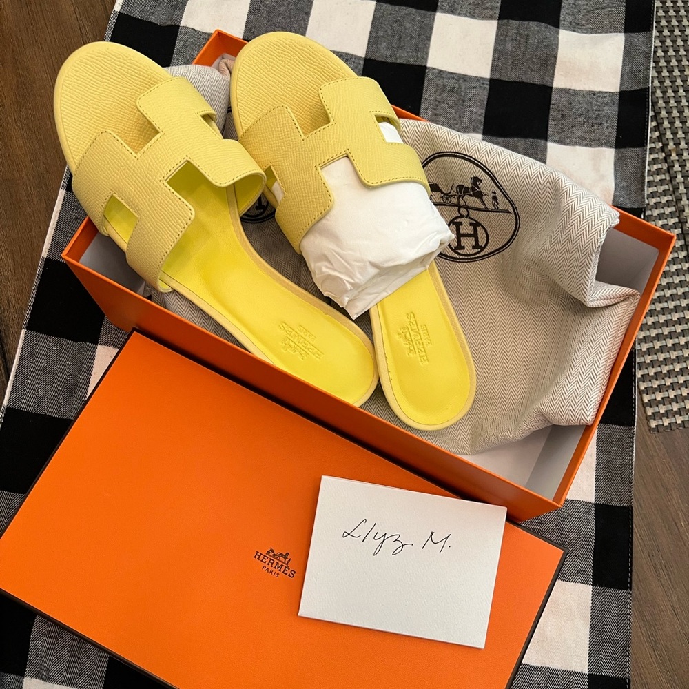 Hermes Oasis size 36
